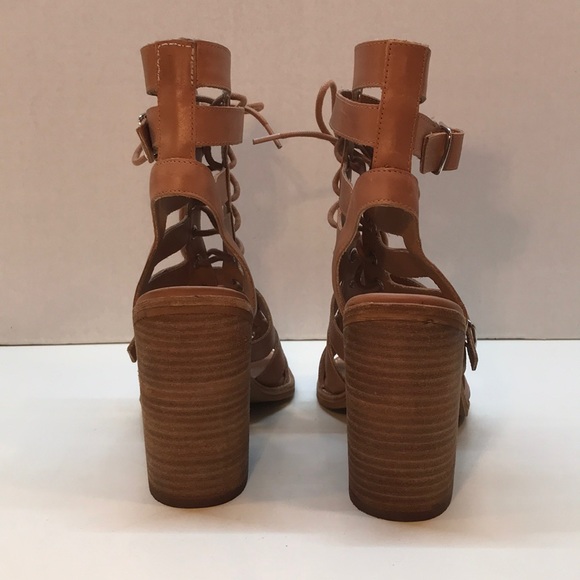 Steve Madden Strappy Sandals “Like New” Size 10 - Picture 4 of 8